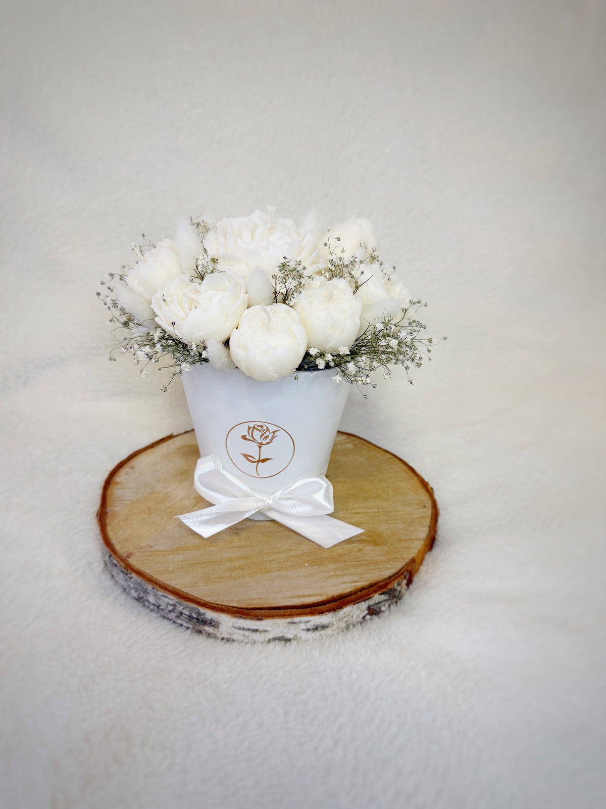 White Soy candle flower bouquet