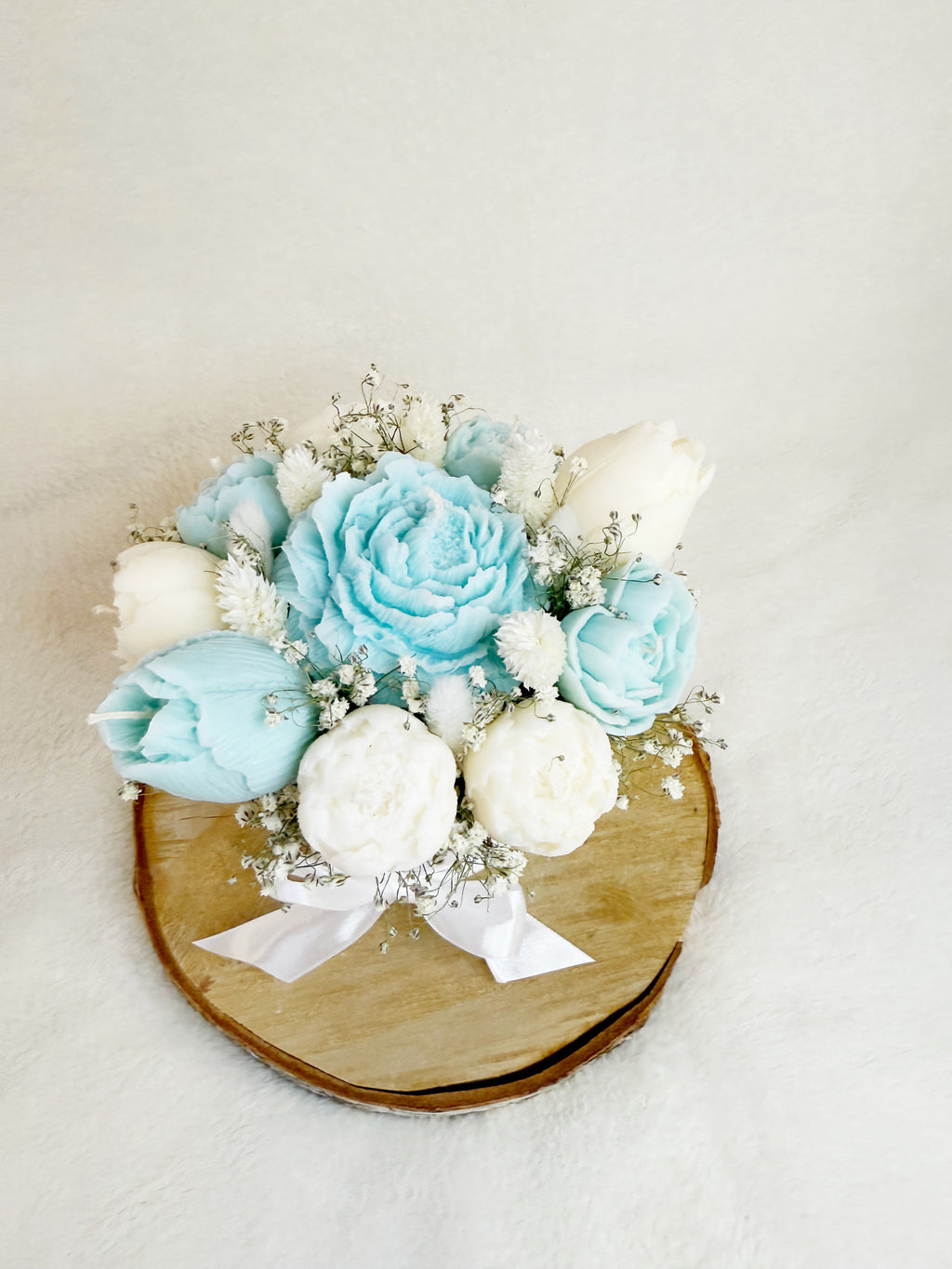 White Light Blue Soy candle flower bouquet