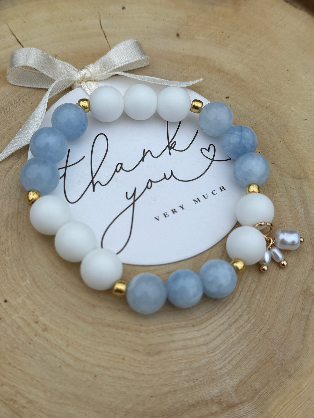 White Onyx / Aquamarine stones bracelet