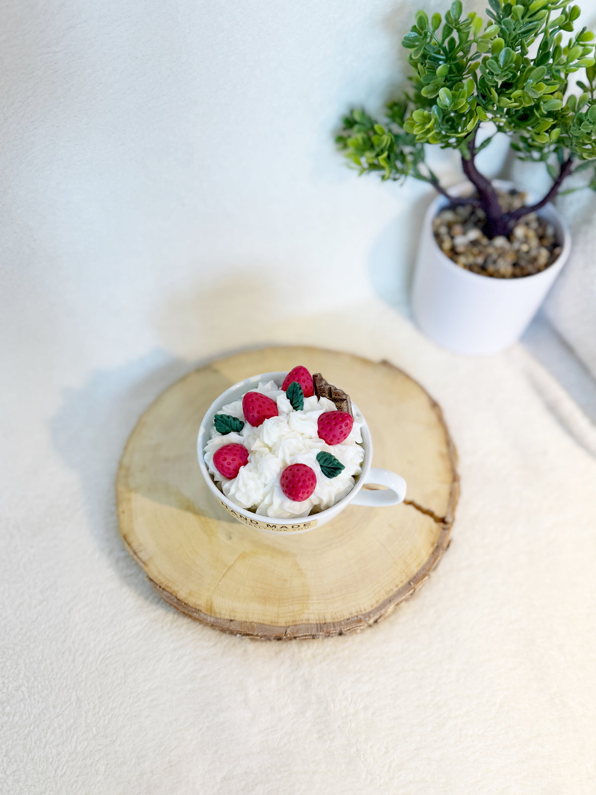 Strawberry Soy Dessert candle