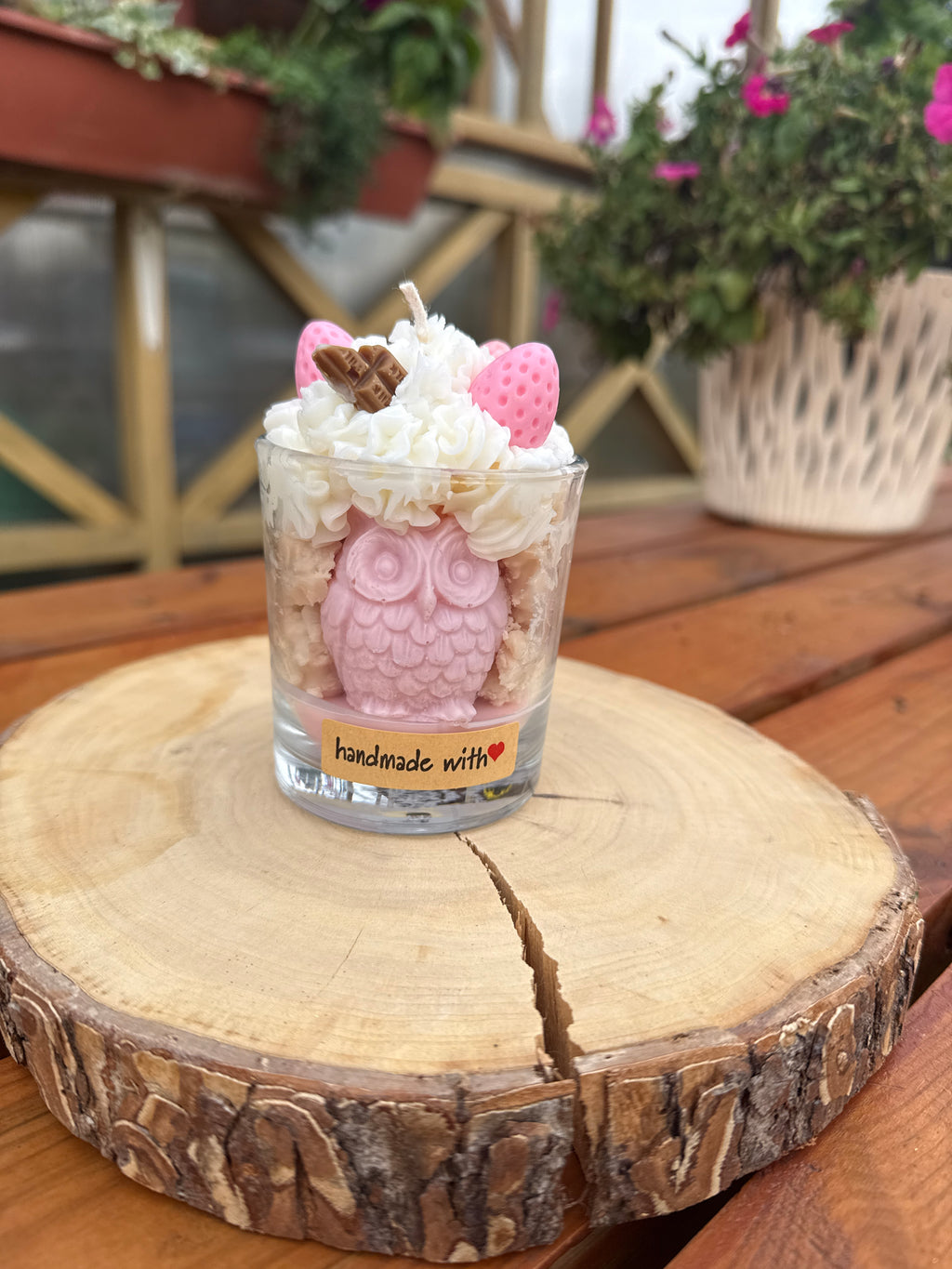 Soy Dessert Owl candle