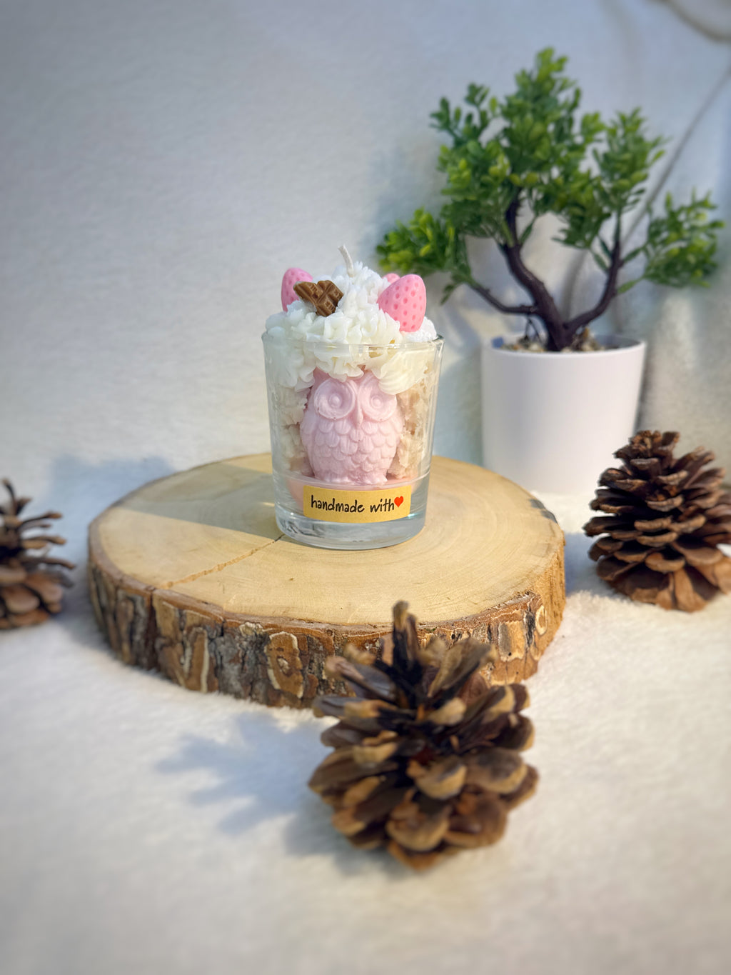 Soy Dessert Owl candle